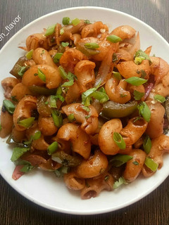A picture of Chilli Capsicum macaroni.