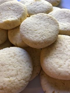 Una foto de Galletitas de limón aptas celiacos, tiernas, fáciles y sin TACC