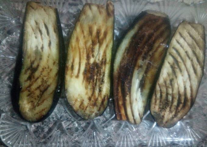 Aubergine grillé