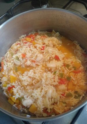 Una foto de Arroz con habichuelas blancas y verduras