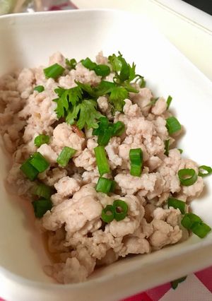 รูปของ ไก่หวานรวน 🍃🍚 #สูตรไม่ใส่ซีอิ๊วดำ #เมนูเด็กกินได้ ผู้ใหญ่กินดี