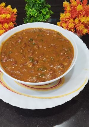 A picture of Rajma Curry.