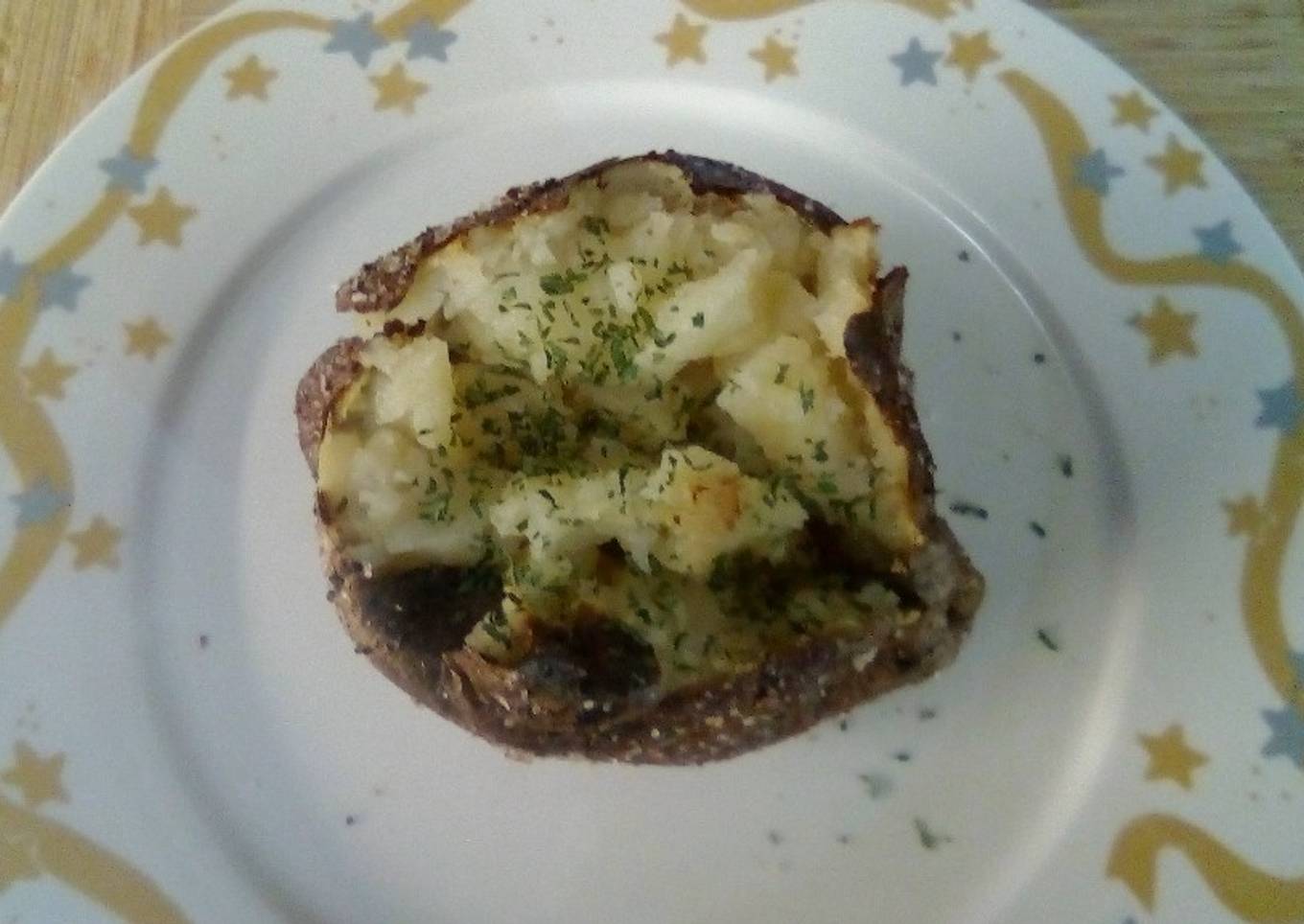 Crispy Fluffy Garlic Baked Potato