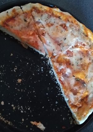 Una foto de Pizza (aplv y vegana)