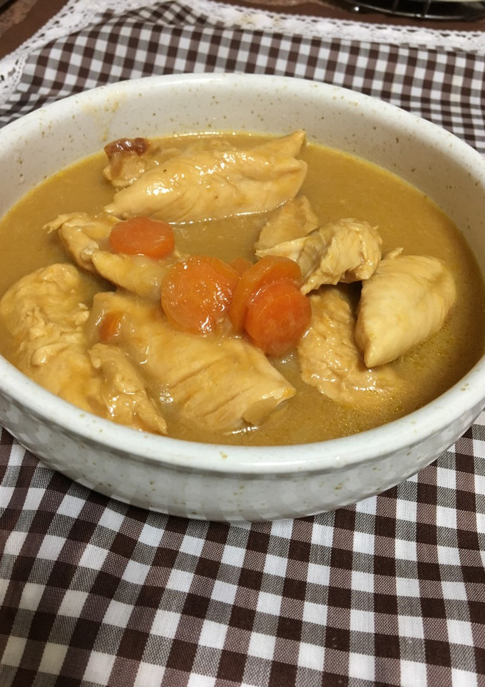 Una foto de Pollo a la cerveza en olla rápida