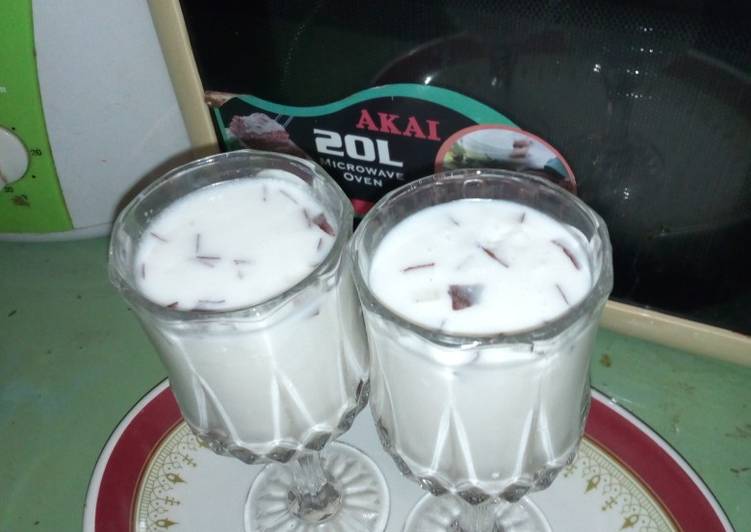 Coconut milkshake