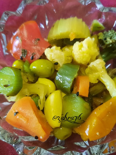 عکسی از دستور ترشی مخلوط مجلسی 😋