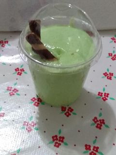 Una foto de GELATINA PAY DE Limón ll