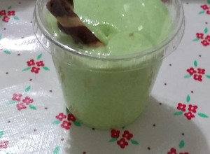 Una foto de GELATINA PAY DE Limón ll