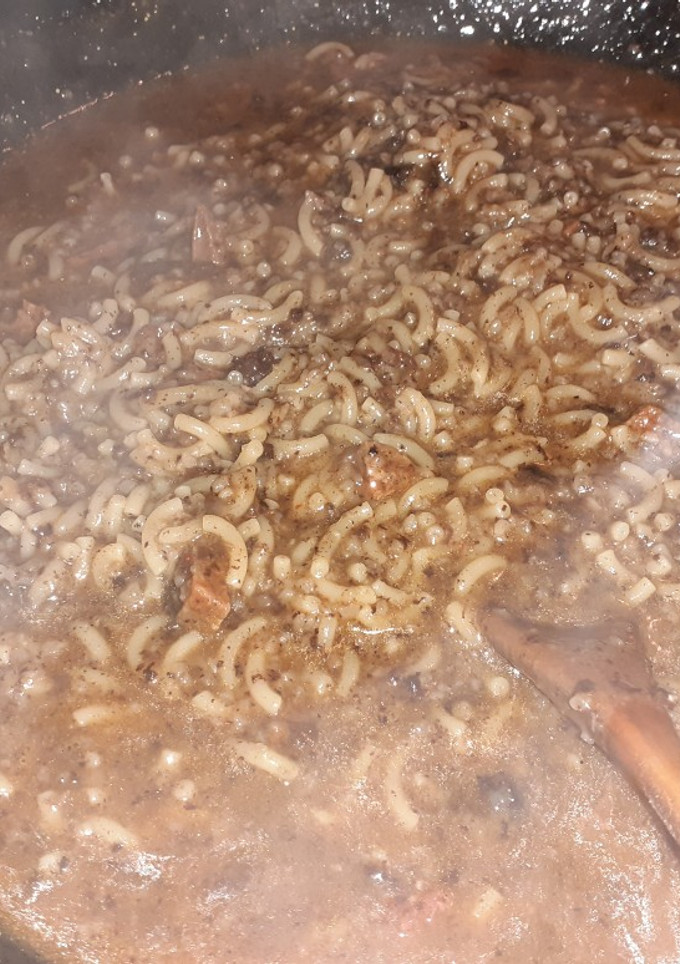 Una foto de Fideuá de morcilla y chorizo