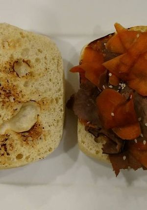 A picture of Sandwich: Roast Beef and Carrot.