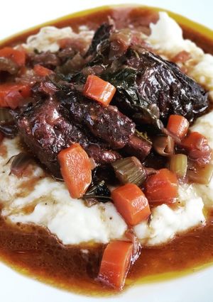 A picture of Red Wine-Braised Short Ribs.