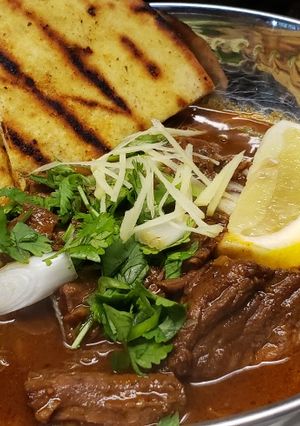 A picture of Nihari.