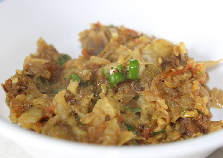 Baigan ka Bharta (Roasted pureed eggplant masala)