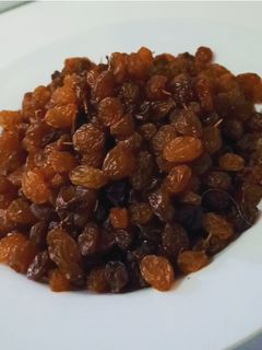 عکسی از دستور کشمش خشک