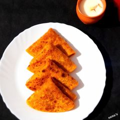 A picture of Puran Poli.