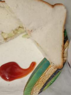 मेयोनेज़ सैंडविच (Mayonnaise Sandwich recipe in hindi) रेसिपी मुख्य फोटो