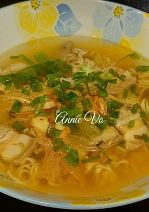 Hình của món Bún kim chi thịt heo.