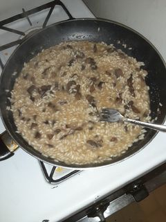 A picture of Mushroom risotto.