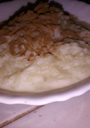 Una foto de Arroz con leche cremoso