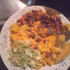 A picture of Rice beans,veges and sweetpotatoes.
