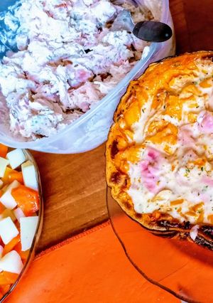 Una foto de Fondue de zapallo criollo acompañado de pechuga de pollo