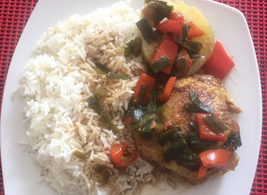 Una foto de Pollo al sillao (o salsa de soya) - Oriental / Peruana