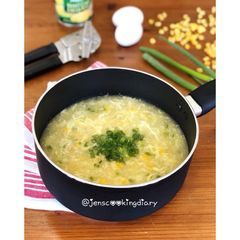 A picture of Sup Jagung Telur (Egg Drop Corn Soup).