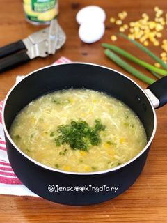 A picture of Sup Jagung Telur (Egg Drop Corn Soup).