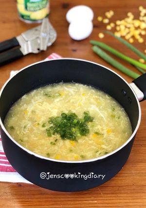 A picture of Sup Jagung Telur (Egg Drop Corn Soup).