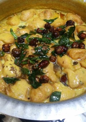 A picture of Pakode kadi.