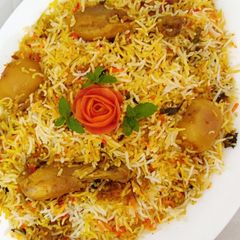 A picture of Chicken Biryani.