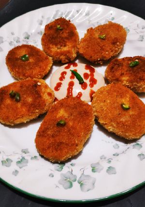 A picture of Poha aloo cutlets.