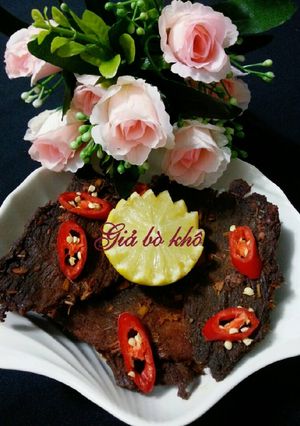 Hình của món Giả bò khô.
