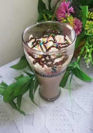 A picture of Çreamy Çold Çoffee.
