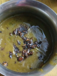 பாலக் கீரை தக்காளி கடையல் (Paalak keerai thakkali kadaiyal recipe in tamil) செய்முறை முக்கிய புகைப்படம்