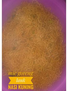 Foto resep Mie goreng (lauk nasi kuning)