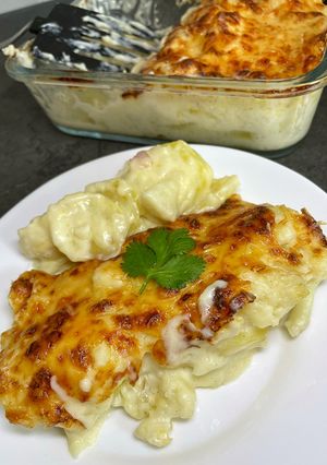 Une photo de Gratin de pommes de terre et de chou-fleur