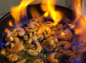 Une photo de Crevettes flambées au whisky 🥃