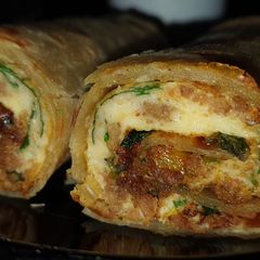 A picture of Chapati Beef Wrap.