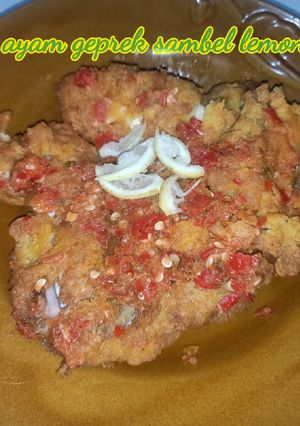 Foto resep Ayam geprek sambal lemon