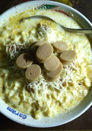 Foto resep Mie Kuah Susu Keju Sosis