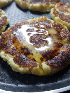 Una foto de Mini Pancakes de coco y banana sin huevo sin gluten