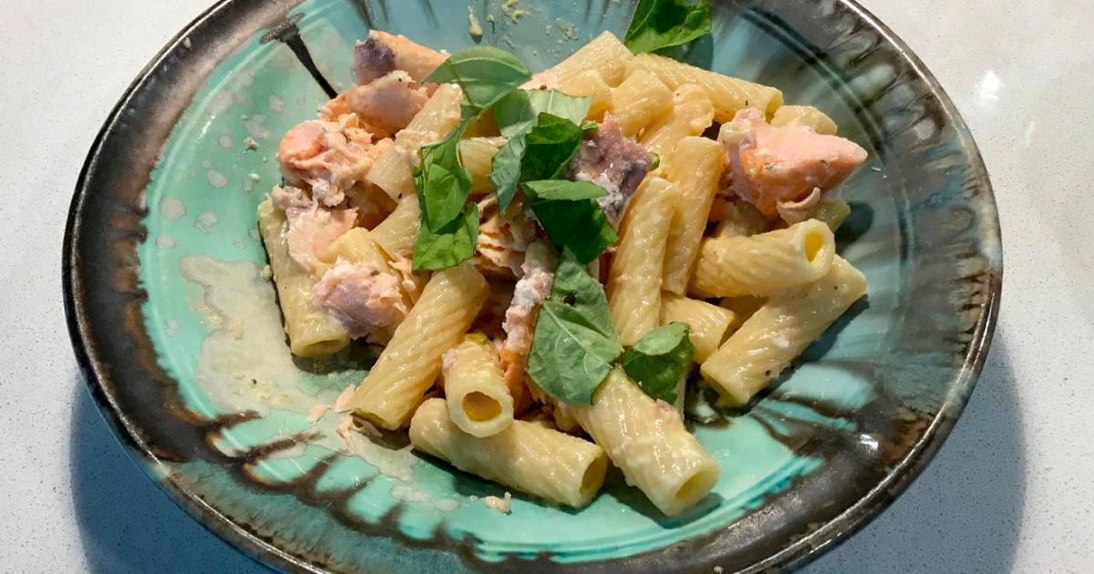 Angel Hair Pasta With Garlic, Herbs, and Parmesan Recipe