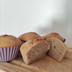 A picture of Banana muffins.