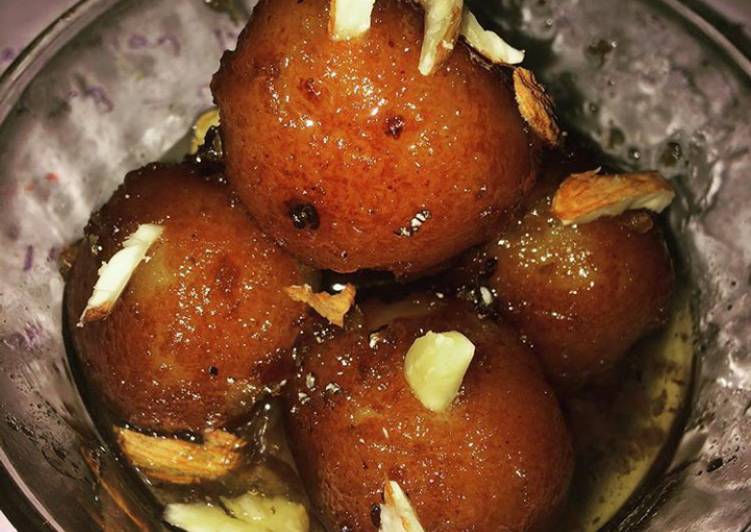 Bread gulab jamun