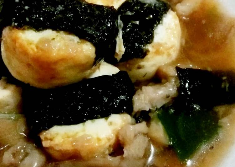 Tofu with seaweed and mushroom
