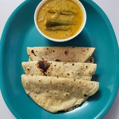 A picture of Drumstick Curry.