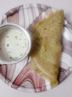 முடக்கத்தான் கீரைதோசை (Mudakkaththaan keerai dosai recipe in tamil) செய்முறை முக்கிய புகைப்படம்