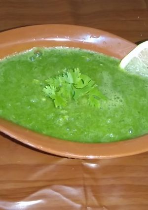 A picture of Green chatni.